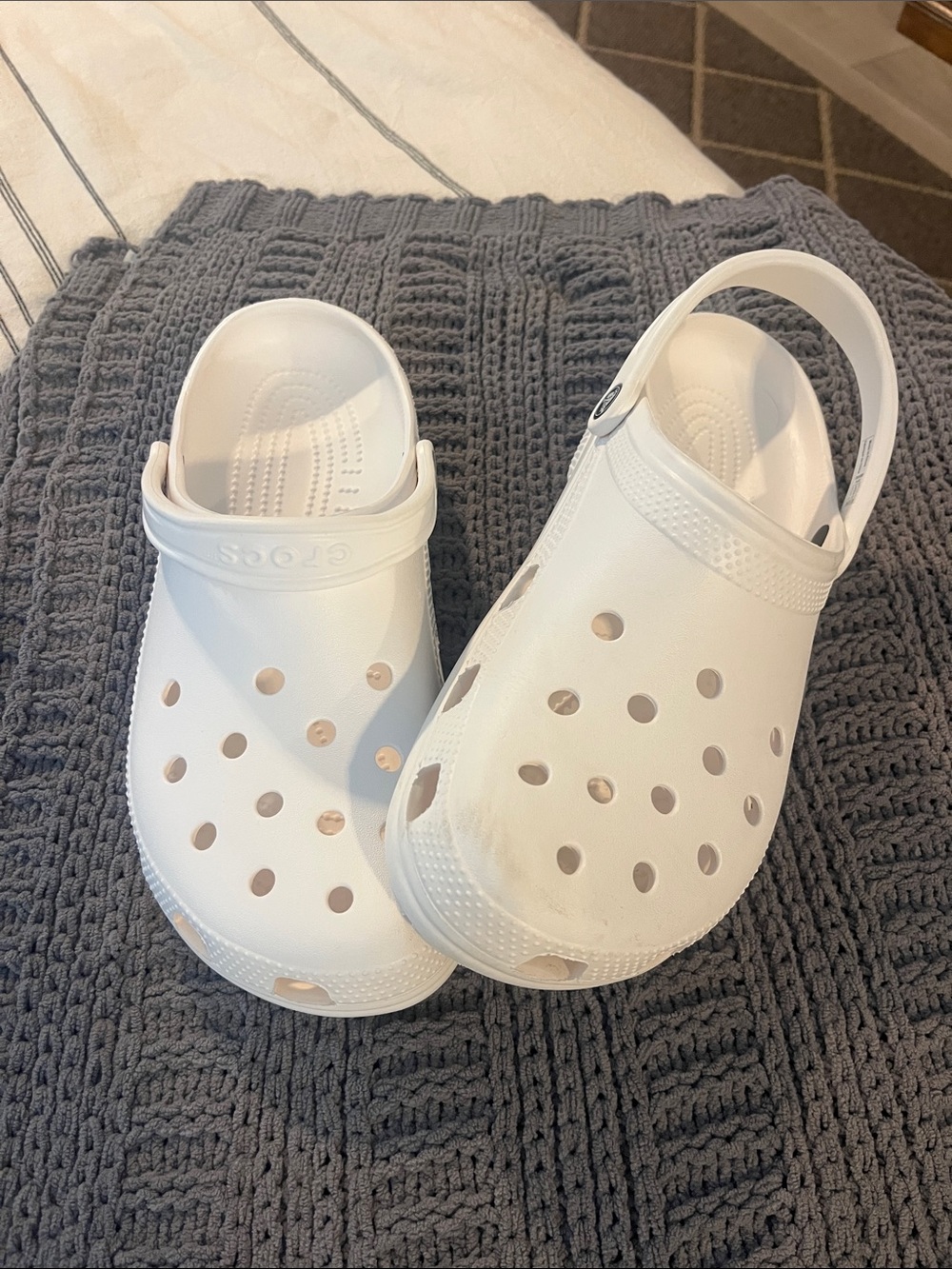 White Classic Croc Clog Sandals - Comfortable Slip-On (Sz M 12)
